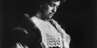 360onHistory's tweet photo. She was inducted into the National Women's Hall of Fame in 1996. Her other well-known works are The House of Mirth, the novella Ethan Frome, and several notable ghost stories.

#writer #author #womenauthor #womenwriter #otd #thisday #bornthisday https://t.co/v1G01AiF8e