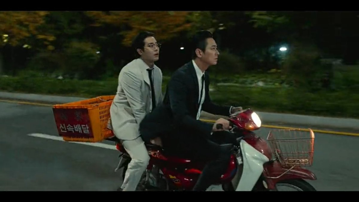 Na_Jiesya's tweet photo. @kdrama_menfess Yang Jaewon dibonceng
(Gue ga bisa stop ketawa😭) https://t.co/vn16ci1wS2