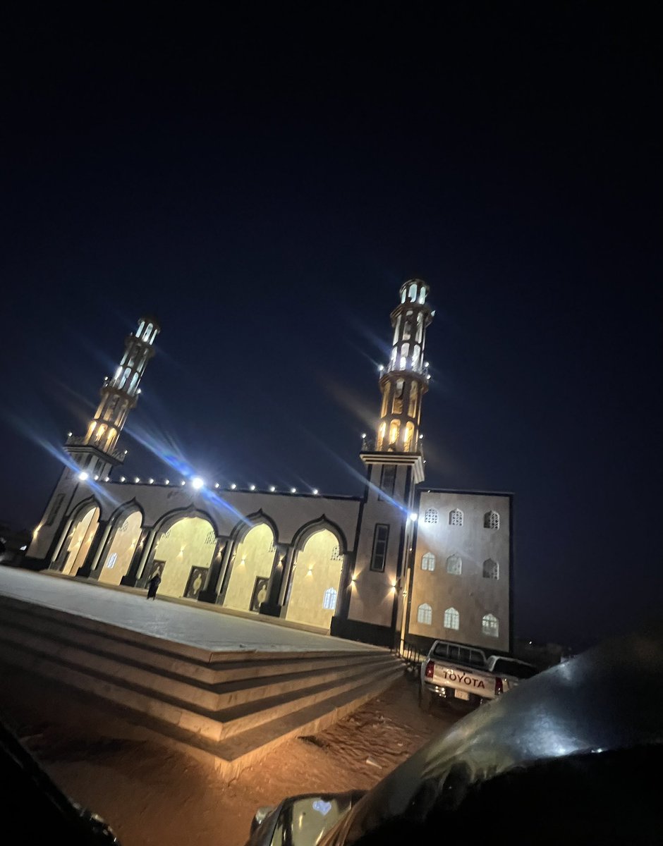 alkurbi_911's tweet photo. في صلاة الفجر بركة ..
لو علمها الغافلون لأتوا لها حبواً ..
فهي السعادة و نور الوجه وسعة الرزق ..
و انشراح الصدر و رضى الرحمن ..
رتبوا أمانيكم في صلاة الفجر  ✨ https://t.co/tuog6BusoB