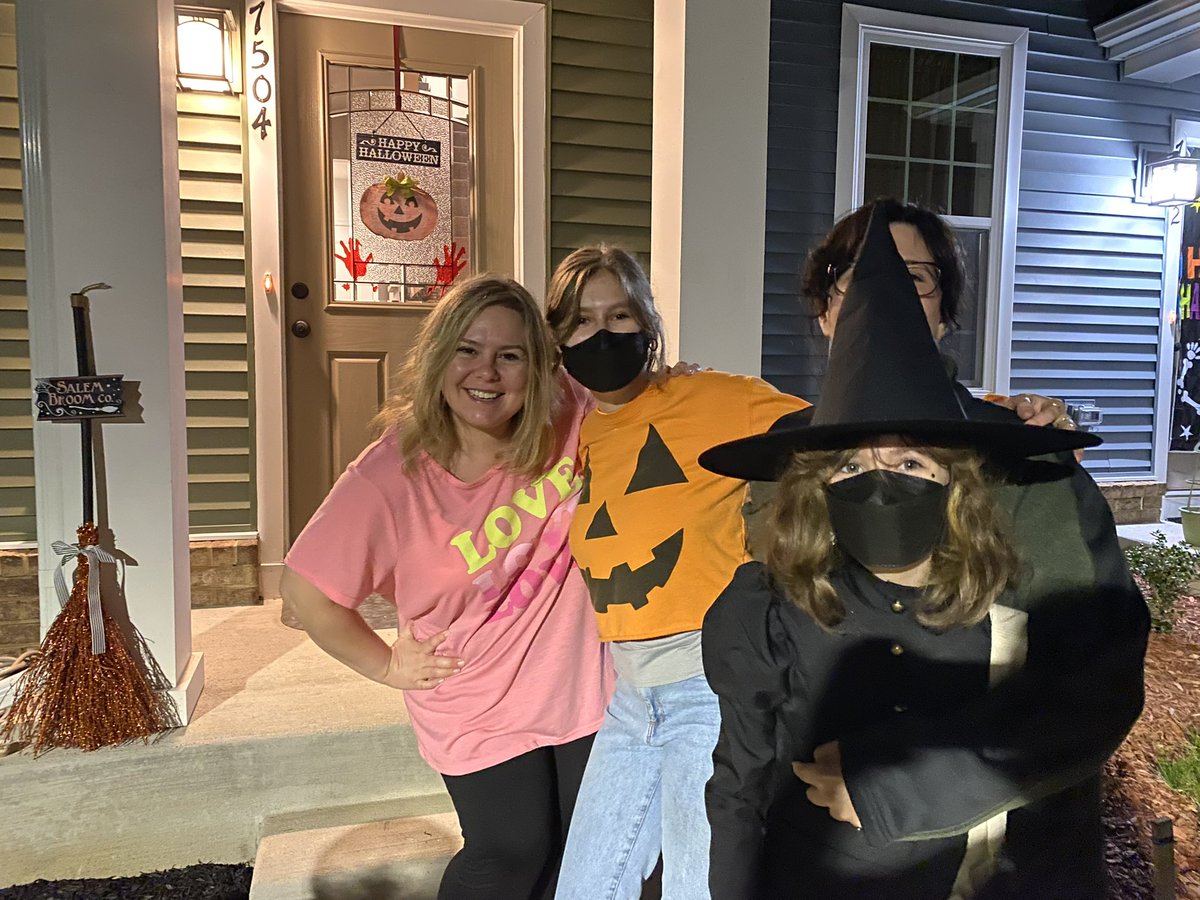 ZeeCarole tweet media