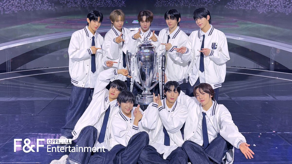 [🏆] Hello, We are 'AHOF'

youtu.be/b5ftPezS3CA?si…

#AHOF #아홉
#universeleague #유니버스리그
#fnfentertainment