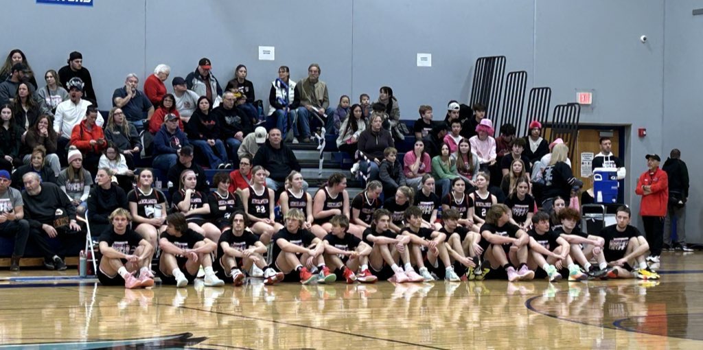 THANK YOU to everyone who came out to support our BlueJays &amp; BlackCats while honoring Andrea’s incredible legacy of community &amp; neighborly spirit. It’s all about competing w sportsmanship, showing compassion, &amp; lifting each other up. We are so fortunate. #bluejaysblackcats 💙❤️