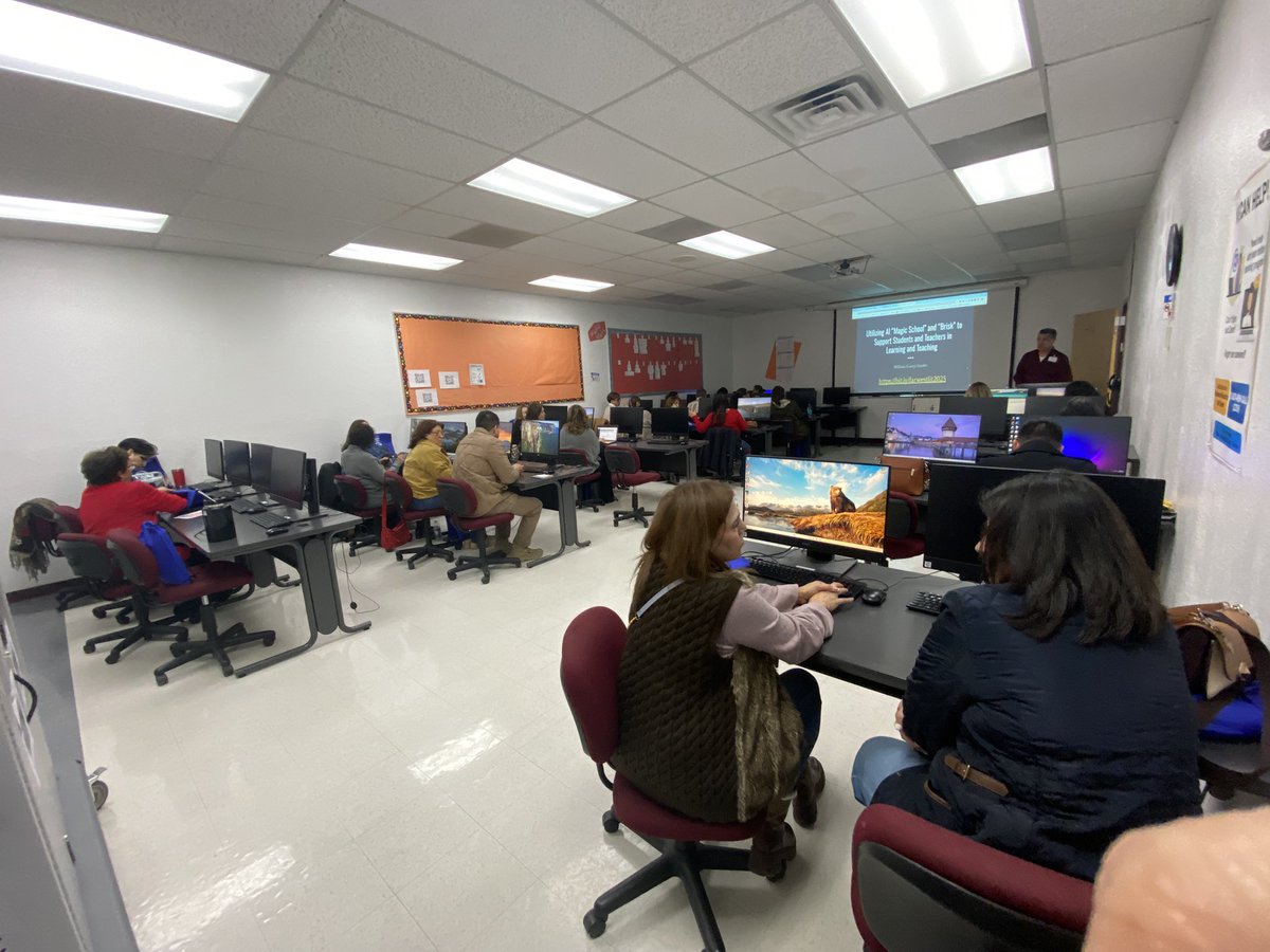 YCLC_EDUCATION's tweet photo. Thank you, Mr. Snyder from YISD, for your incredible presentation on Magic School for Literacy Symposium! It was a packed session filled with valuable insights and inspiration. We appreciate your dedication to literacy and student success! #Ysletaisd https://t.co/jDmRI5akHc