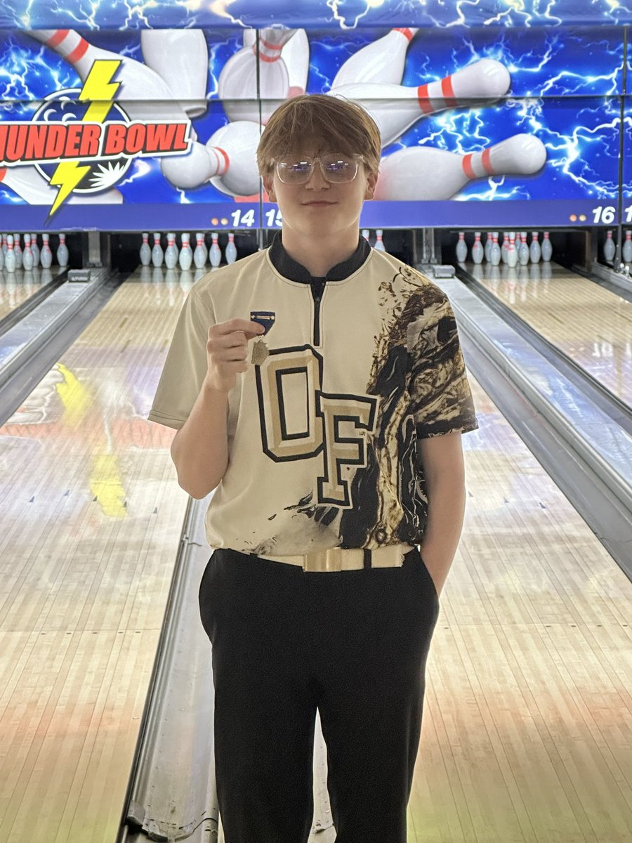 OFHSBBowling's tweet photo. Congrats to Aiden Kidd, your Sectional Champion!!!!! https://t.co/uwZTmOQssU