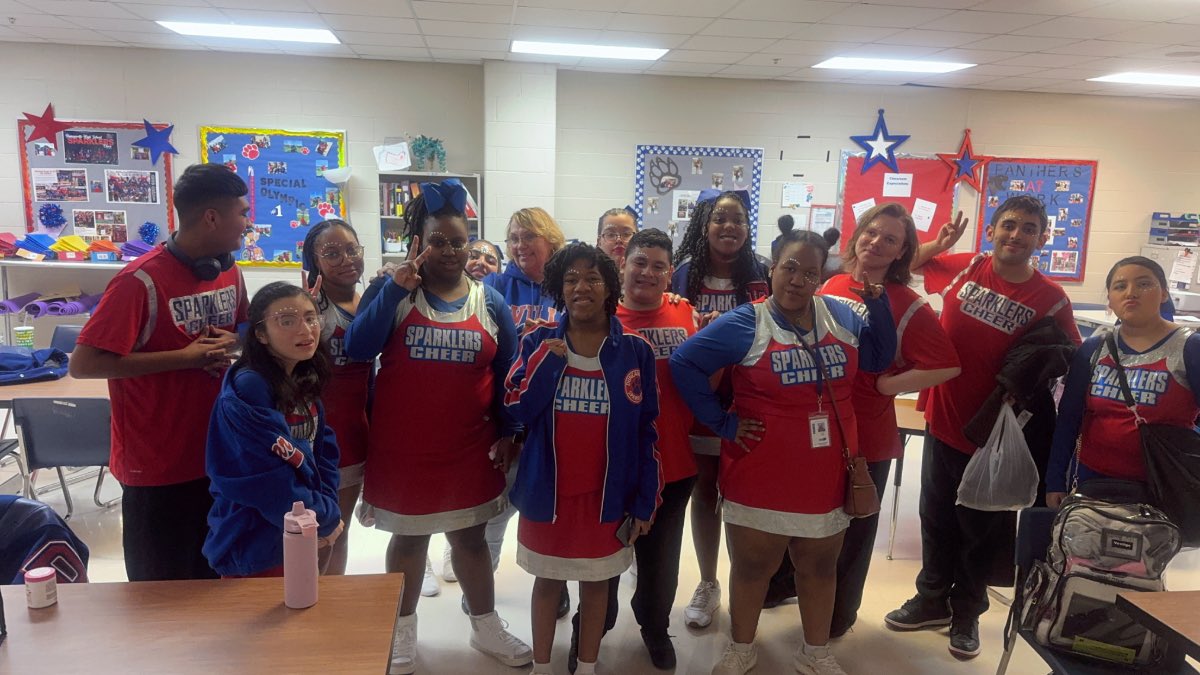 MrsFallonH's tweet photo. 🎉Let’s 👂 it for our amazing @DHSSparklers who are heading to Nationals for @SOTexas Special Olympics Cheer Competition! Your dedication, spirit, and hard work inspire us all. Go show the world what winning #CityofChampions looks like! 🎉🙌 🥇#IEncourageProgress https://t.co/pMU5ayX5Eo