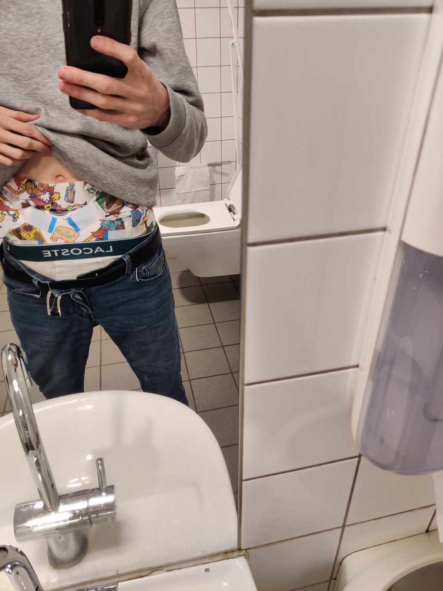 danishdiaperguy tweet media