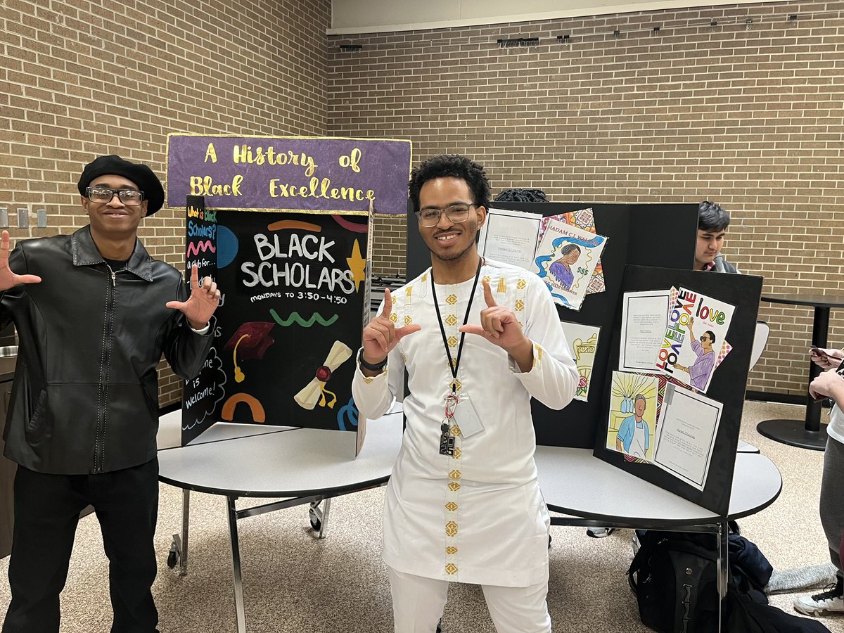Beau_Brannon's tweet photo. Not many places will you find such a beautiful group of diverse students &amp; teachers coming together as one to celebrate their respective cultures. Union is a special place &amp; my heart was filled today thanks to our Multicultural Association &amp; their work on Cultural day at UHS! https://t.co/xDnSkhjWRI