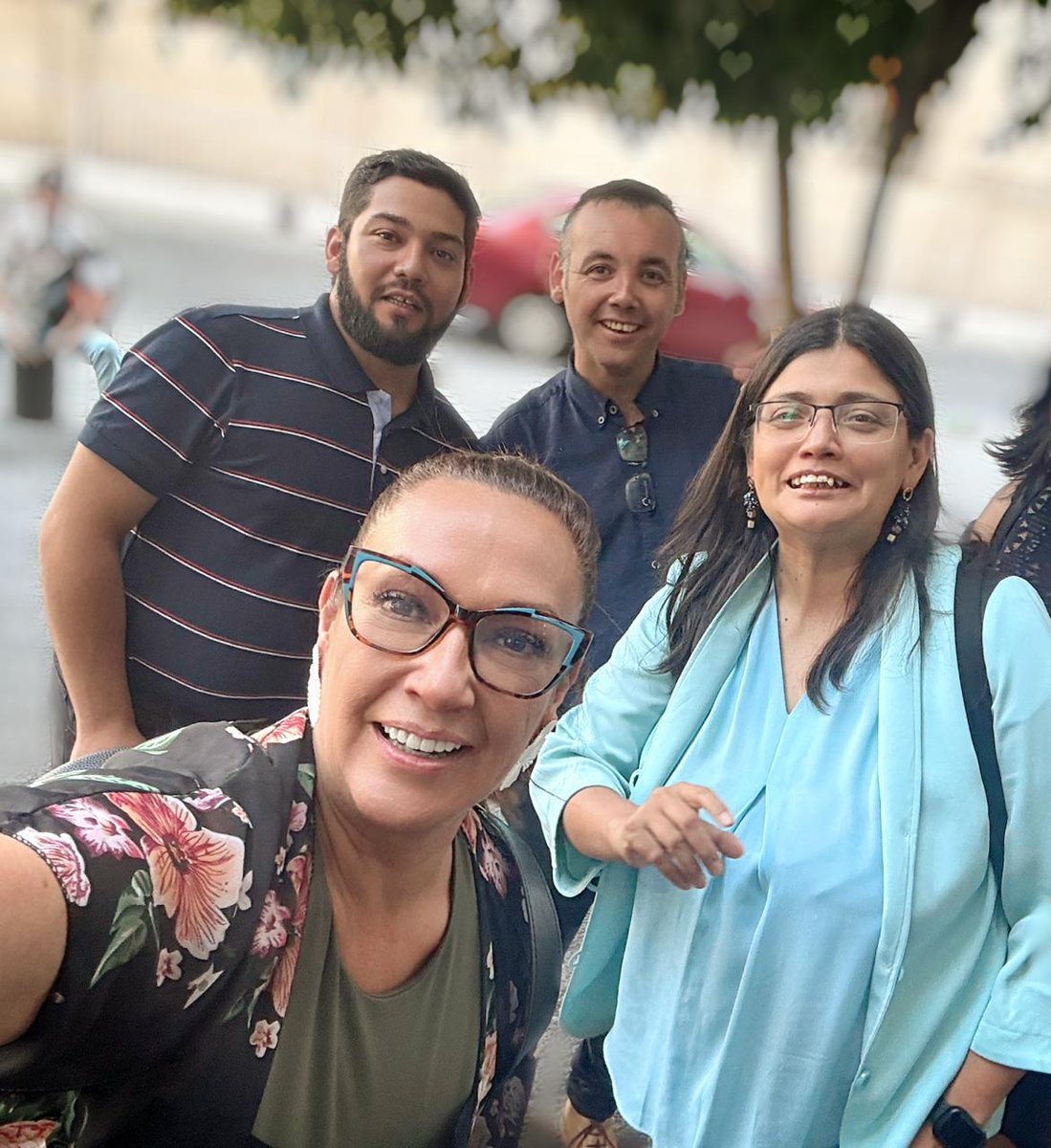 mariseka's tweet photo. #LeyExtraviados 🔍 A 2 años de la promulgación de la ley 21.500 que crea el Sistema Interconectado de Búsqueda de Personas Desaparecidas junto a las familias impulsoras del proyecto @mallenx @Personaschile

 Seguimos exigiendo su entrada vigencia,  encontrando en la subsecretaría de prevención del delito @CarolinaLeitao la voluntad y el trabajo necesario para que las y los chilenos cuenten con un protocolo efectivo y con el compromiso del estado para reducir la cifra de los 1600 chilenos que al año se extravían sin ser encontrados.

@FiscaliadeChile
@min_interior
@GobiernodeChile
@Carabdechile
@PDI_CHILE
@RegCivil_Chile
@SmlChile