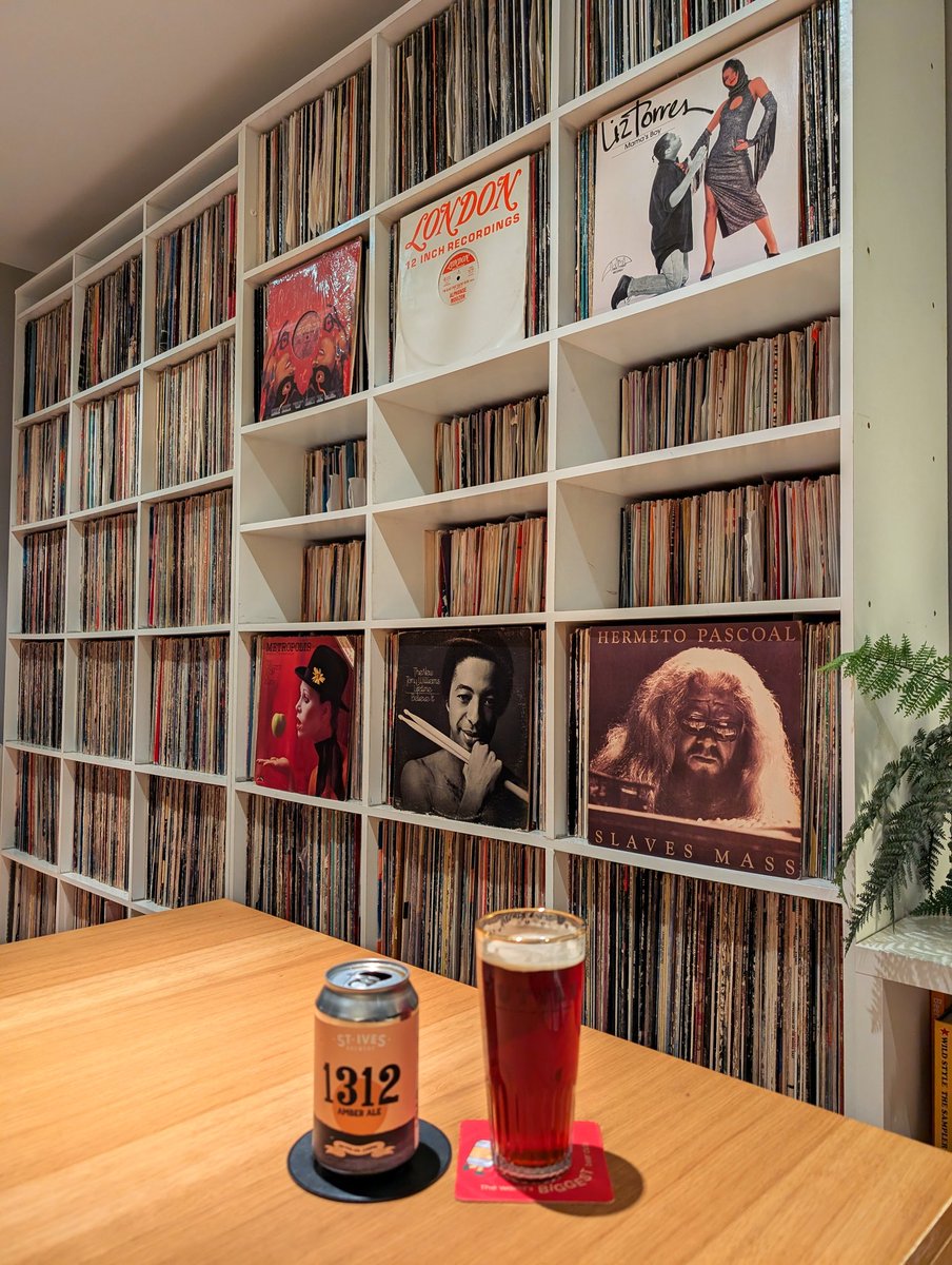 Chris Wheatley (@funkymusak) on Twitter photo Friday Night, Beer and Records 💯🎶
🍺 1312 Amber Ale (4.4%) <a href="/stivesbrewery/">St Ives Brewery</a>
💰@beer52hq
#vinylcommunitypost #vinyllover #vinylcollection #vinyloftheday #vinylrecords #vinylcollectionpost #vinyllife #beer #beerphoto #beerphotography #craftbeerlover #craftbeer #craftbeerlife Friday Night, Beer and Records 💯🎶
🍺 1312 Amber Ale (4.4%) <a href="/stivesbrewery/">St Ives Brewery</a>
💰@beer52hq
#vinylcommunitypost #vinyllover #vinylcollection #vinyloftheday #vinylrecords #vinylcollectionpost #vinyllife #beer #beerphoto #beerphotography #craftbeerlover #craftbeer #craftbeerlife
