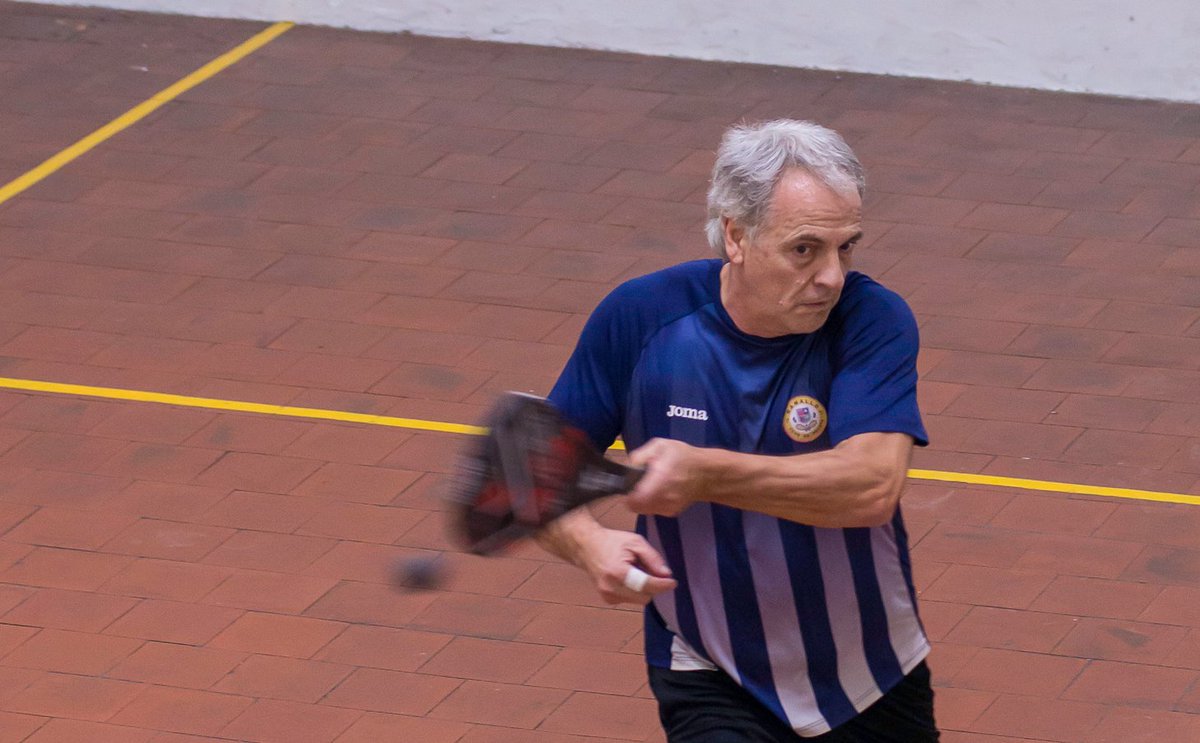 #PelotaPaleta | El legendario pelotari #EduardoRoss se sumó al #CírculoCatólicoDeObrerosde Bernal para disputar el #Metropolitano2025.
.
#LlegaLaMagia #DeportesEnQuilmes
.
Leé más en: deportesenquilmes.com.ar/spip.php?artic…
.
‼️Ayudanos a seguir informándote: deportesenquilmes.com.ar/masdq