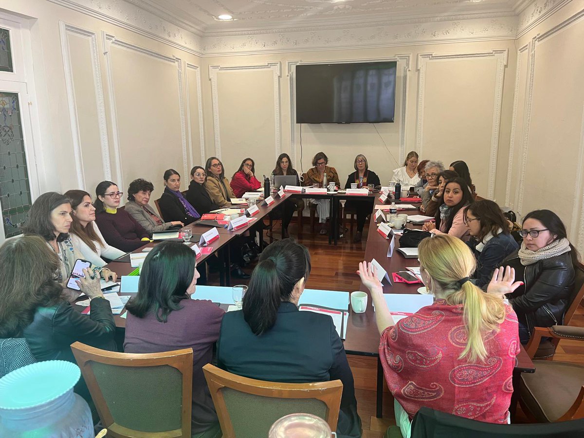 MazzucatoM's tweet photo. An honour to host a reflective space with Mexican female economists today at @lauammx in Mexico City, to discuss and learn from each other about how to rethink the state for the economic transformation needed, as part of our Strategic Economics Alliance. Thank you @gabdutrenit, @UNAM_MX, @CIDE_MX, @CEEColmex, @UAQmx, @UAEH_OFICIAL and all the participants for helping us make this happen. 

More on SEA: https://t.co/U2opOUc883