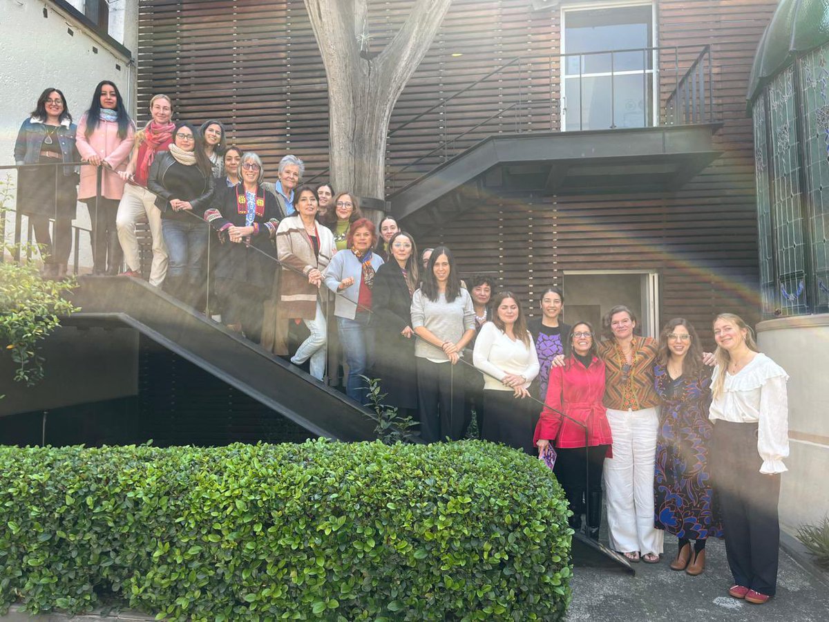 MazzucatoM's tweet photo. An honour to host a reflective space with Mexican female economists today at @lauammx in Mexico City, to discuss and learn from each other about how to rethink the state for the economic transformation needed, as part of our Strategic Economics Alliance. Thank you @gabdutrenit, @UNAM_MX, @CIDE_MX, @CEEColmex, @UAQmx, @UAEH_OFICIAL and all the participants for helping us make this happen. 

More on SEA: https://t.co/U2opOUc883