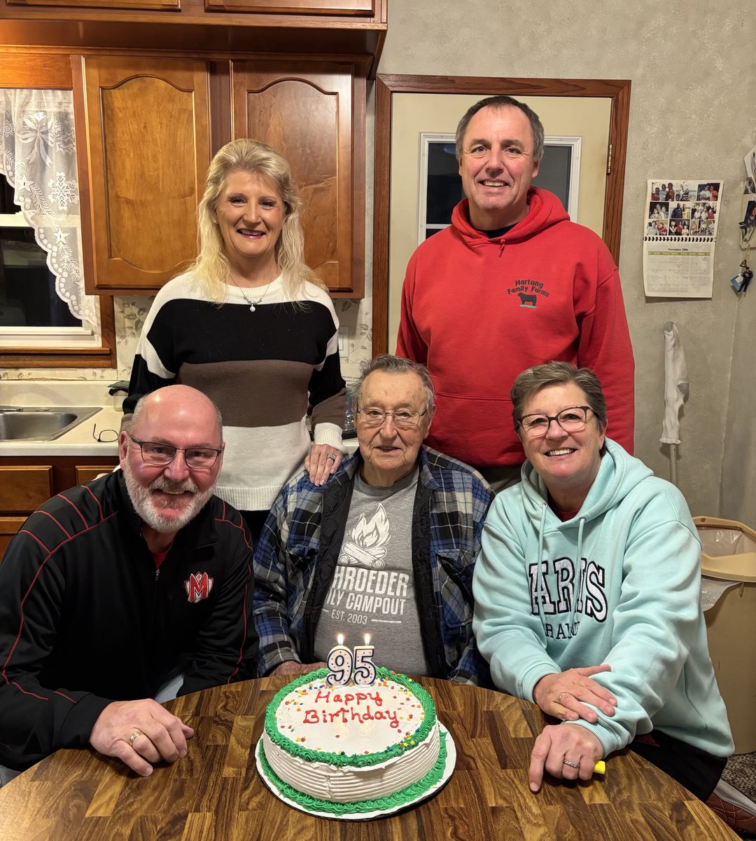 Ann Schroeder tweet media