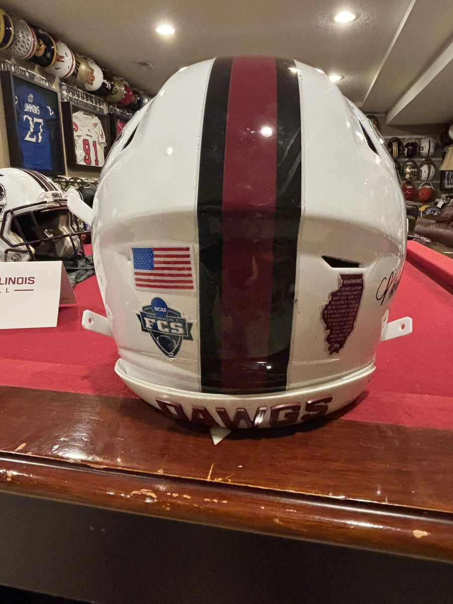 Jerry Quickel (@jerryquickel) on Twitter photo ‼️New Lid‼️ this one with a cause! I was happy to support <a href="/prestochris23/">Chris Presto</a> in a fundraising auction for <a href="/AlexsLemonade/">Alex's Lemonade Stand Foundation</a> fighting childhood cancer! Thanks to <a href="/SIU_Football/">Saluki Football</a> <a href="/17NickHill/">Nick Hill</a> <a href="/FCSNationRadio1/">FCS Nation Radio</a> and <a href="/cfbcampustour/">College Football Campus Tour</a> for reaching out about this auction! #591 overall! Beautiful! ‼️New Lid‼️ this one with a cause! I was happy to support <a href="/prestochris23/">Chris Presto</a> in a fundraising auction for <a href="/AlexsLemonade/">Alex's Lemonade Stand Foundation</a> fighting childhood cancer! Thanks to <a href="/SIU_Football/">Saluki Football</a> <a href="/17NickHill/">Nick Hill</a> <a href="/FCSNationRadio1/">FCS Nation Radio</a> and <a href="/cfbcampustour/">College Football Campus Tour</a> for reaching out about this auction! #591 overall! Beautiful!