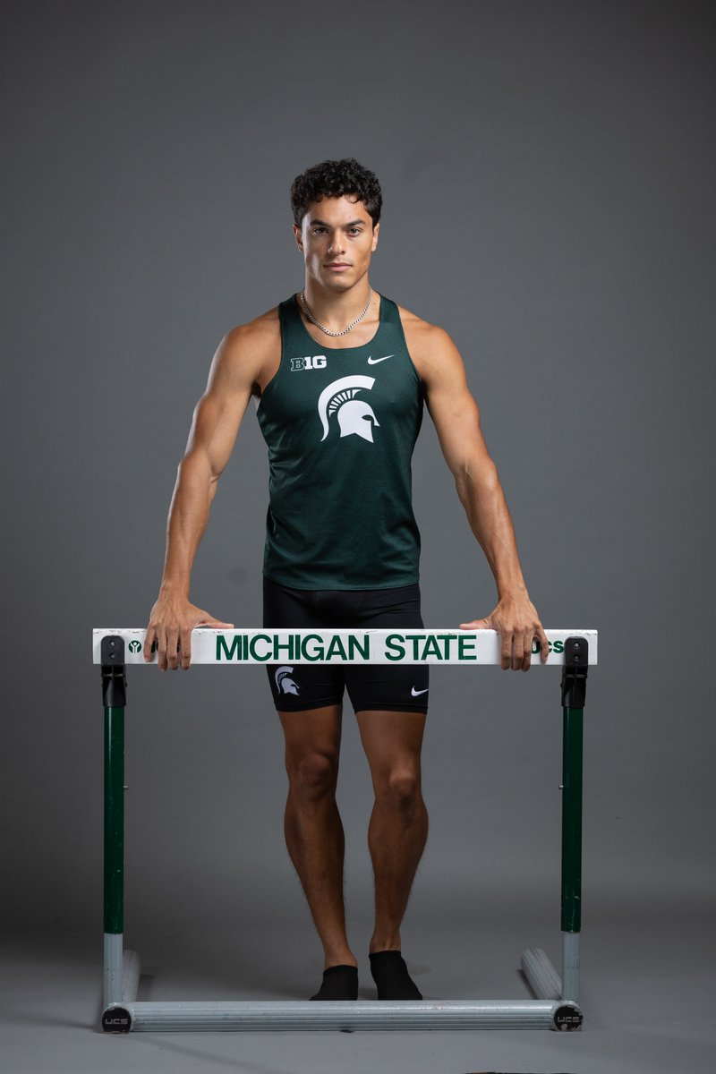 MSU_TFXC's tweet image. Crossroads of America Invitational | 60m hurdles prelims

On to the finals for Logan Allen with an 8.02 to finish second!

#GoGreens