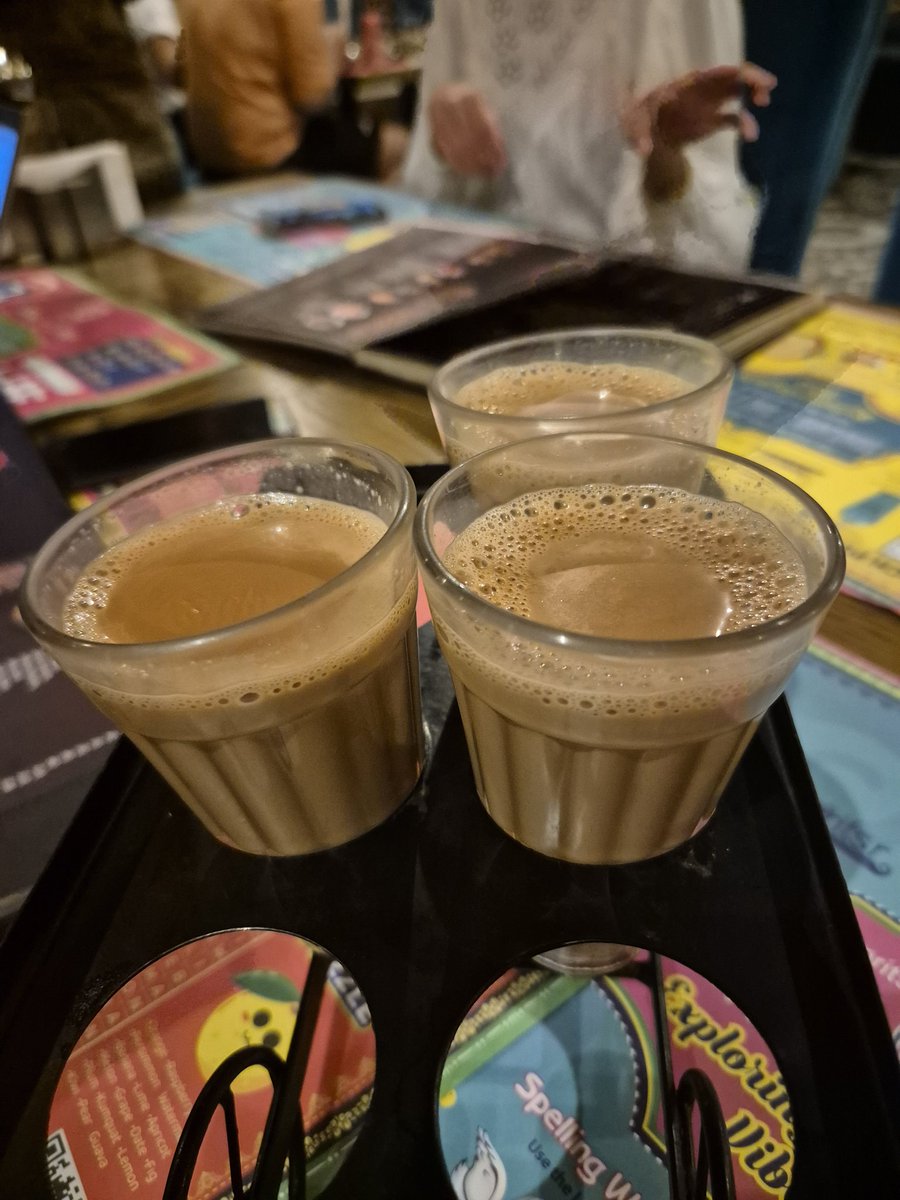 luvain's tweet photo. Been in Bangkok for the past few months and this is the first set of proper chai I've had! Try Amritsr for a good North Indian food in Bangkok. https://t.co/qQE44XDFnQ