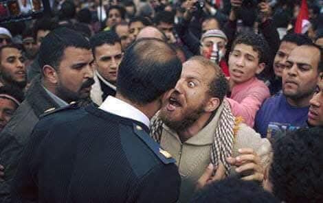 FanonaBahaa's tweet image. صور بتعبر عن ٢٥ يناير مبتتمسحش من تليفونى 
#25January