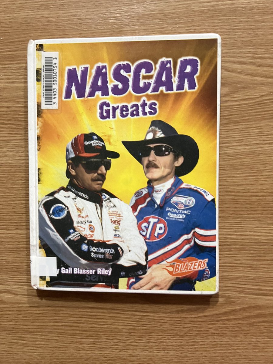 My 5yo granddaughter brought home a library book to read this weekend.  FINALLY one I could comprehend. 😂