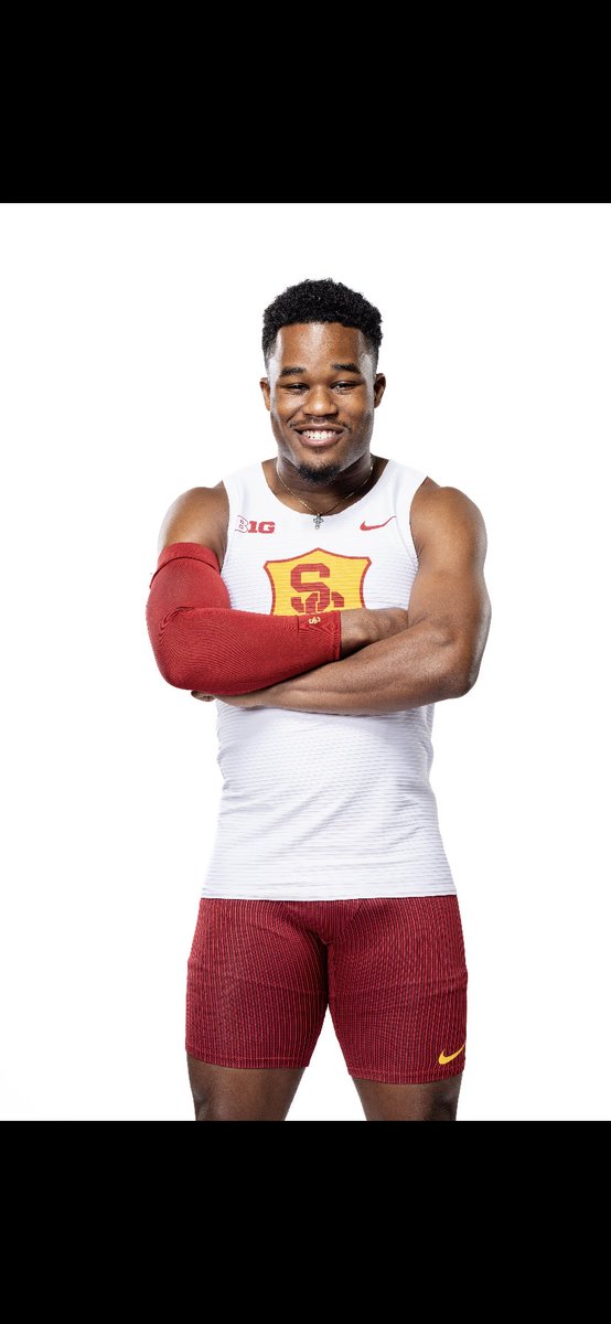 tb__era's tweet photo. Bet on myself and went B1G  
#TheOutro #FightOn #USC https://t.co/qmhLUB2LyQ