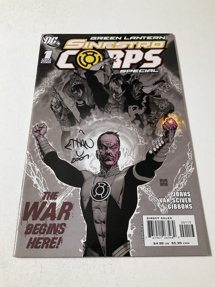 ComicBookBookie's tweet photo. Green Lantern: Sinestro Corps War by Geoff Johns/Ethan Van Sciver. This first issue contains 7+ first appearances and goes into the origin of Sinestro. FMV: $15. There is also a third print (right) that usually goes for much less.
Cover by Jessica Cruz creator Ethan Van Sciver. https://t.co/Z0y6oQIXg8