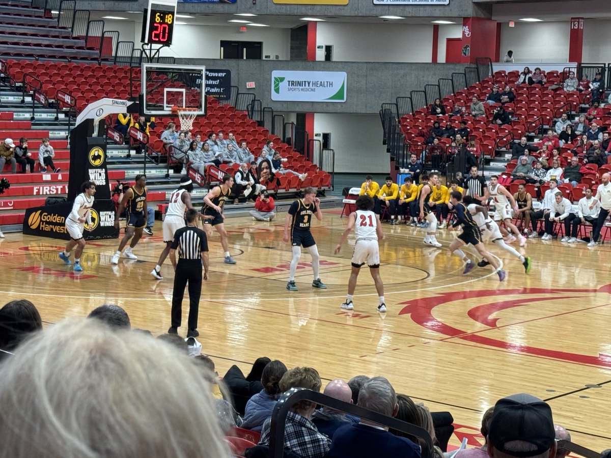 MarkWax61's tweet photo. At the MSU Dome watching Beavers Basketball. Go Beavers !!!  ⁦@MSUBeavers⁩ ⁦@MSUBeaversMBB⁩ https://t.co/oO852TtBfC