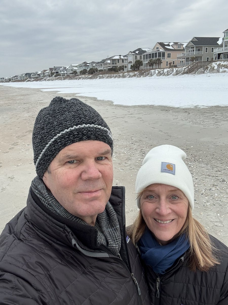 No beach in South Carolina should look like this….❄️🥶❄️
