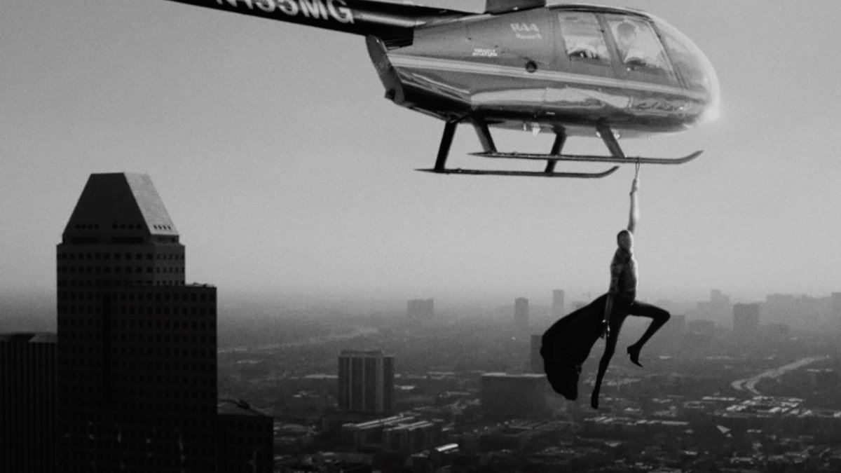 TRAVISONTOUR's tweet photo. TRAVIS SCOTT - 4X4

DIRECTED BY GABRIEL MOSES https://t.co/p22KnJKygp