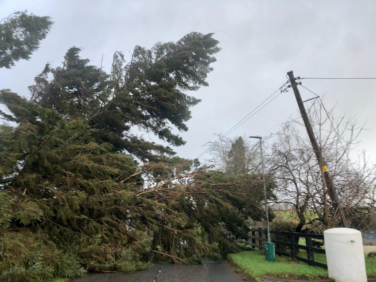 Approximately 214,000 homes &amp; businesses remain without power across NI. It is likely that it will take up to ten days to restore power to all residents. We have been able to restore power to more than 68,000 families &amp; we will keep going until everyone has their power back.