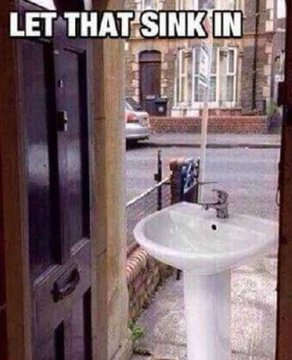 What's the difference between a volunteer and an AI user?

The volunteer doesn't pay to work for free #AIethics