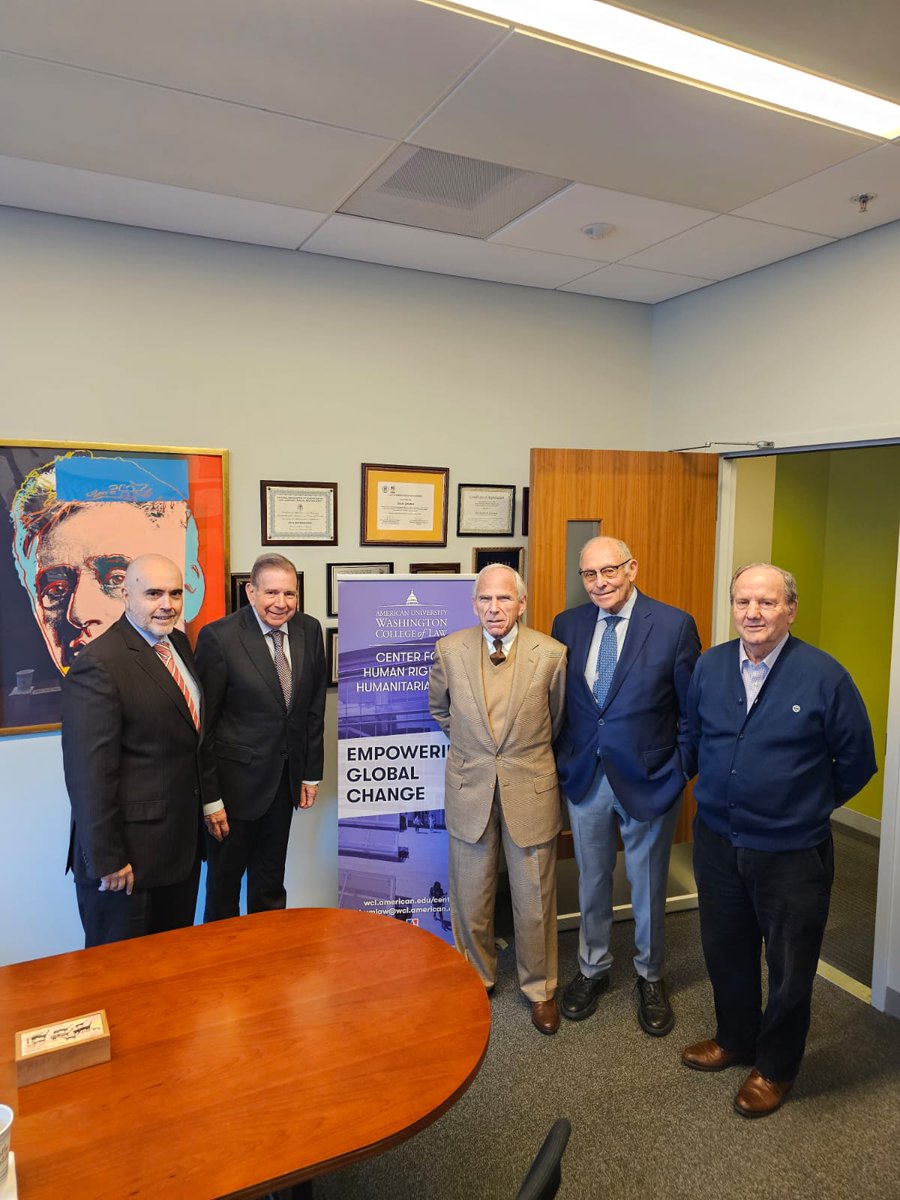 humanrts's tweet photo. Very important visit today! The Director @ebertoni of our @humanrts met the President of Venezuela when he visited @AUWCL https://t.co/6TsAgTrsUy