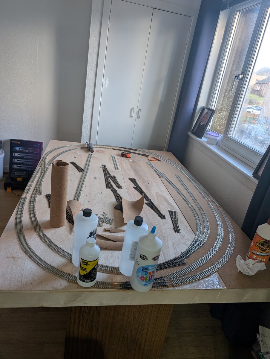 GhostTV/NodrogRailways (@blackpoolsimon) on Twitter photo Making steady progress on the new Model railway. We need suggestions for a name! @chasernodrog <a href="/Guard_Amos/">Guard_Amos</a> <a href="/mattymidland/">Matt Dawson🐟</a> <a href="/railcamlive/">Railcam UK</a> Making steady progress on the new Model railway. We need suggestions for a name! @chasernodrog <a href="/Guard_Amos/">Guard_Amos</a> <a href="/mattymidland/">Matt Dawson🐟</a> <a href="/railcamlive/">Railcam UK</a>