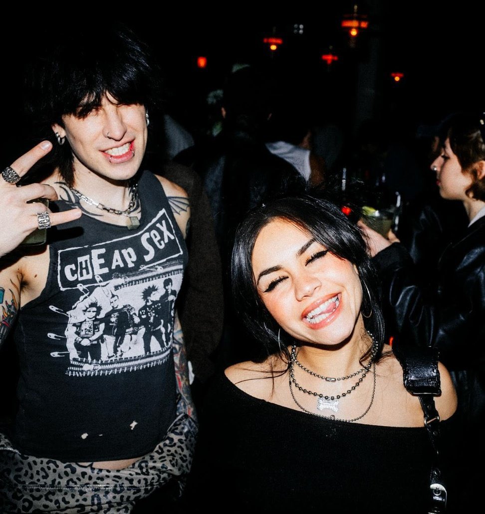 girlshapedblunt's tweet photo. my favs <3 https://t.co/RE29vqrtfz