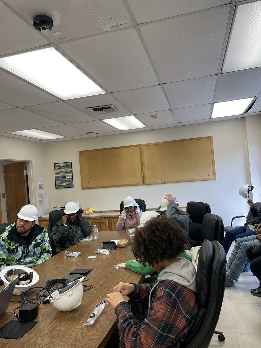 Center for Environmental Studies & Sustainability tweet media