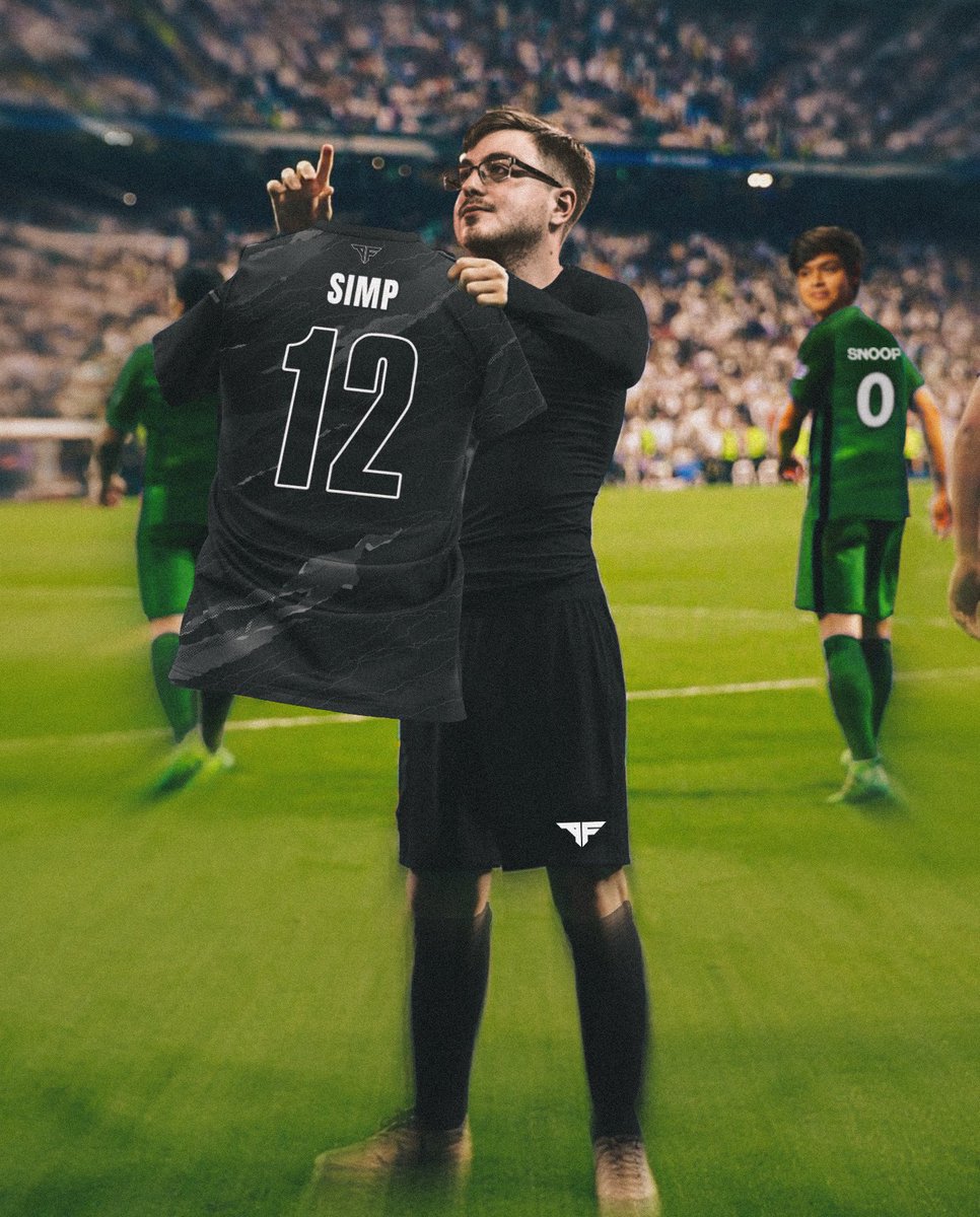 FaZe_Vegas's tweet image. bro is not HIM‼️🐐

#FaZeUp