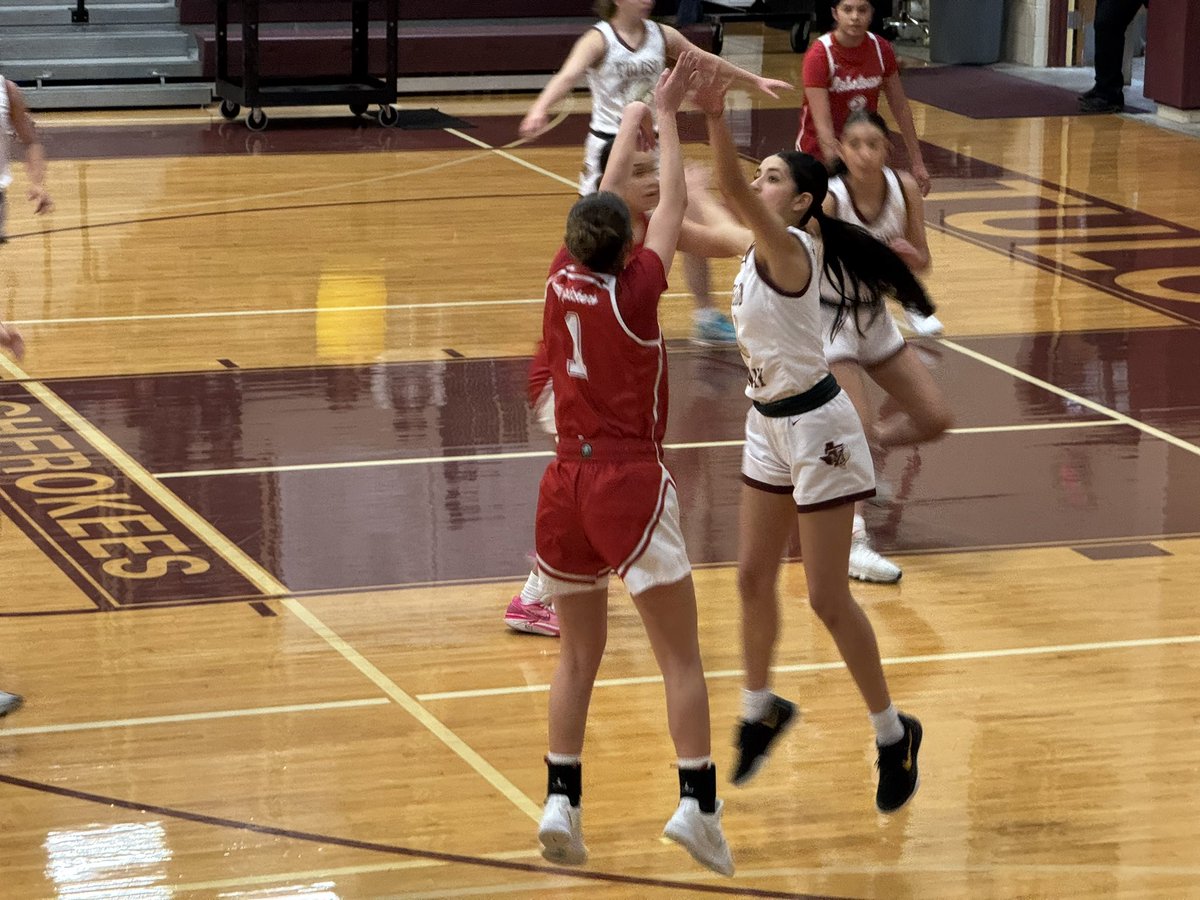 Picker News (@pickernews1) on Twitter photo At the end of the 1st quarter from Tuloso-Midway, Lady Pickers 11, T-M 7. <a href="/ChrisThomasson7/">Chris Thomasson - KIII Sports</a> <a href="/BrandonSchaffTV/">Brandon Schaff</a> <a href="/LarissaLiska/">Larissa Liska</a> <a href="/qmartinez/">Quinton Martinez</a> <a href="/reycastillo361/">Rey Castillo</a> At the end of the 1st quarter from Tuloso-Midway, Lady Pickers 11, T-M 7. <a href="/ChrisThomasson7/">Chris Thomasson - KIII Sports</a> <a href="/BrandonSchaffTV/">Brandon Schaff</a> <a href="/LarissaLiska/">Larissa Liska</a> <a href="/qmartinez/">Quinton Martinez</a> <a href="/reycastillo361/">Rey Castillo</a>