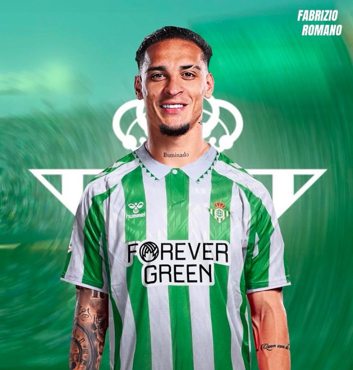 FabrizioRomano's tweet photo. 🚨🇧🇷 Antony has arrived in Spain tonight and he will be in Sevilla in the morning for medical tests as new Real Betis player.

Loan move from United also includes penalty clauses in case he doesn’t play certain number of games at Betis. https://t.co/QQLVuqiOit