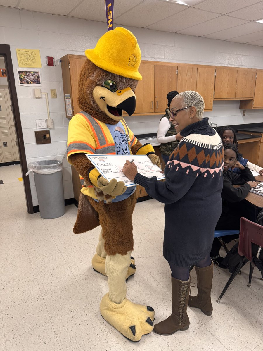 Dr_AThomas's tweet photo. Thanks @CobbEMCEdu for supporting @tapn2Tapp @TappAvid! #superstars @CobbAvid https://t.co/jiYvQFrAbn