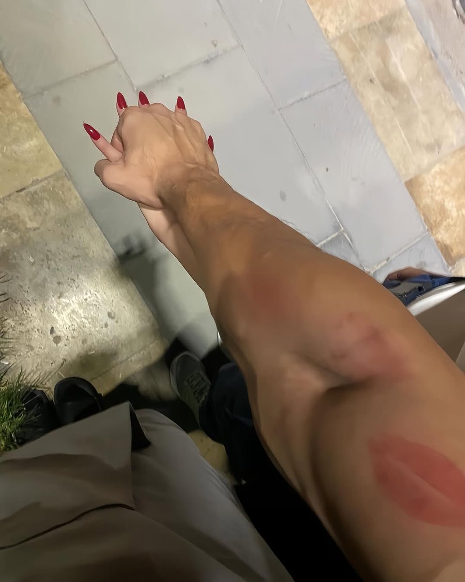 بحر 🌊 (@butterflless) on Twitter photo 