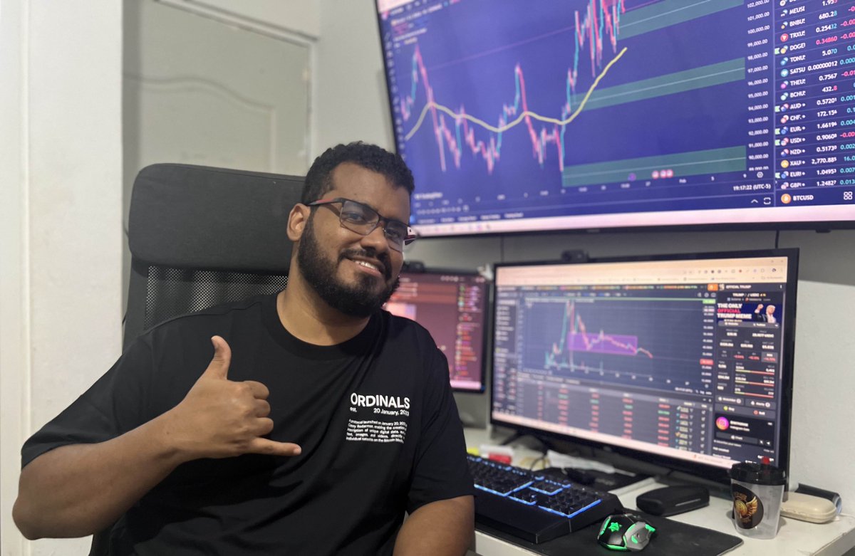 unidosxsatoshi's tweet image. "Gracias a @Xverse_ES y @Wenlopezn  por los regalos, un detalle muy especial que apreciamos mucho. Tanto yo como la comunidad valoramos su apoyo y el gran trabajo que hacen por el ecosistema.

 ¡Seguimos construyendo! 🙌✨ 

#Bitcoin #Web3 #Xverse #SatoshiSomosTodos