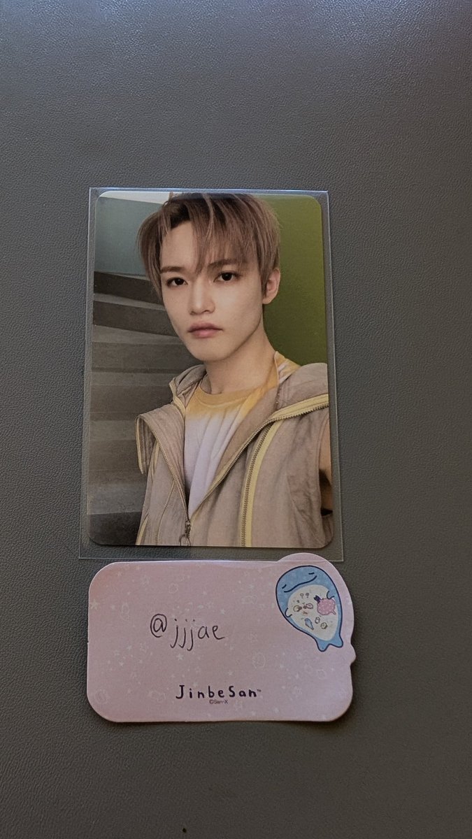 val 🐳 tweet media