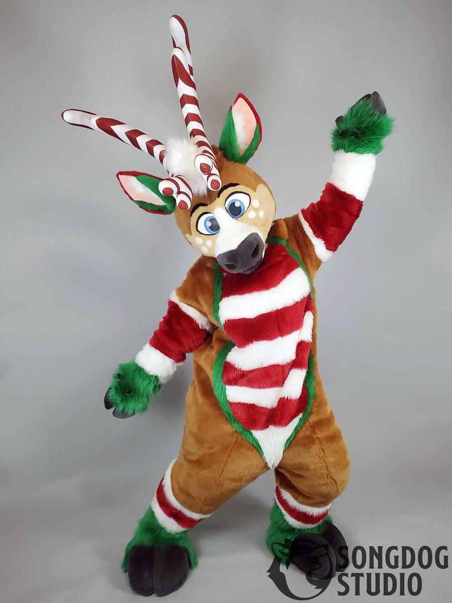 SongdogStudio's tweet photo. You hear that? It's Sleigh Bells!

Christmas is their favorite holiday and I love with their custom fabric antlers :) Model is not the owner.

They feature a brand new magnet mounting system I designed for antlers that's all 3D printed and custom fitted!

#fursuit #fursuitmaker https://t.co/t6gncnrikX