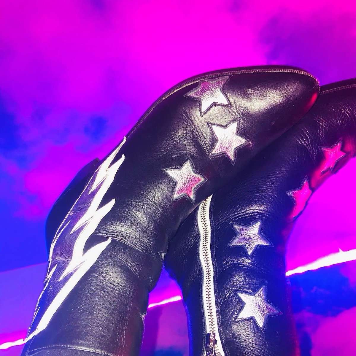 London adventures pre birthday. 
<a href="/DrStrangeloveHQ/">Dr. Strangelove</a> #stevecoogan #London #drlulittle Great understudy.