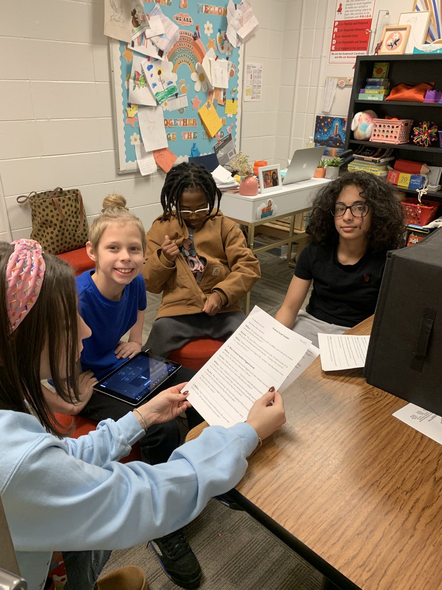 cindy_hundley's tweet image. The Podcasting Playground 4th/5th graders started recording their very own podcasts today! Re-recording, editing and publishing to come. @GutermuthES @JCPSDigIn #jcpsdigin #podcasting #podcasts #studentchoice @JCASLKY
