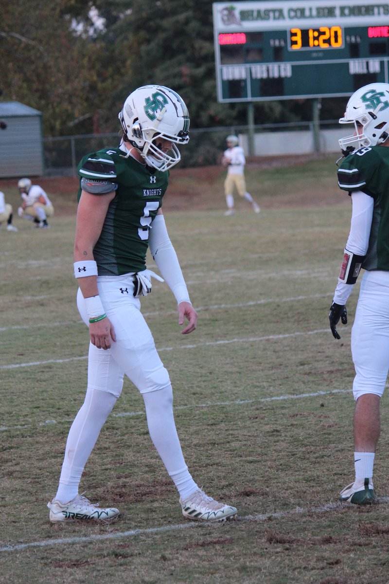 CardonSam's tweet image. Proud to be named as a Rivals All-American for all of juco this season! Spring grad, recruitment still 100% open! @Rivals @BradHoiseth @hamilton_bryon @timsterrrrrr @Daniel5Lewis5 @CoachColeParker @CoachCT58 @K_Wood_Slim @Coach_Diskin 
Full season Film⬇️

hudl.com/v/2Q4FZU