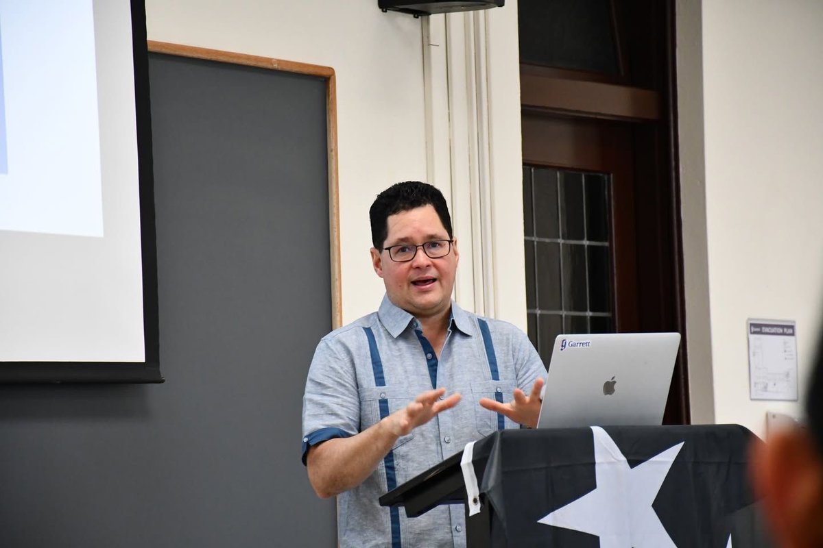 In the most recent Let's Talk Globally, President Viera condemned U.S. colonialism in Puerto Rico, and the Boricua strategies of reclaiming the land and identity. Learn more.
buff.ly/4gjehCg 

#garrettseminary #Boricua #PuertoRico #colonialism #reclaimingland