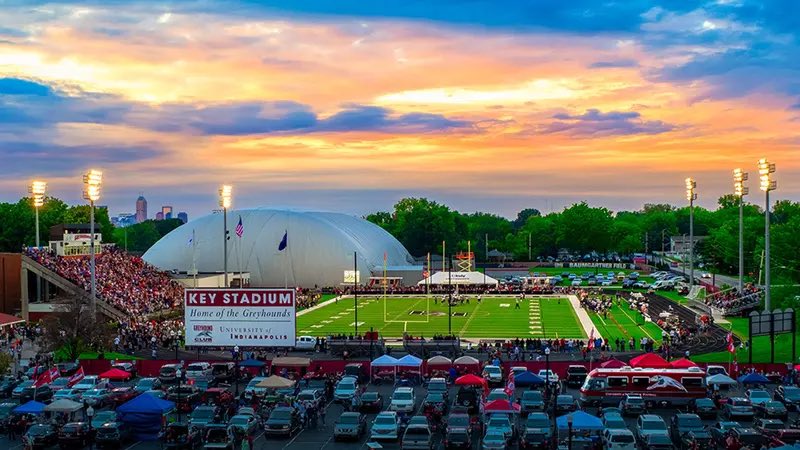 After a great official visit with <a href="/UIndyFB/">UIndy Football</a>,
I’m blessed to have received an offer from <a href="/KeeversChris/">Chris Keevers</a> and <a href="/coachburke89/">Robert Burke</a> ! 

<a href="/PurplesFootball/">BGHS Football</a> <a href="/FantNacarius/">Coach Fant</a> 
<a href="/alex_strode/">Alex Strode</a> <a href="/mr_ghsf/">Tyreon Clark</a>