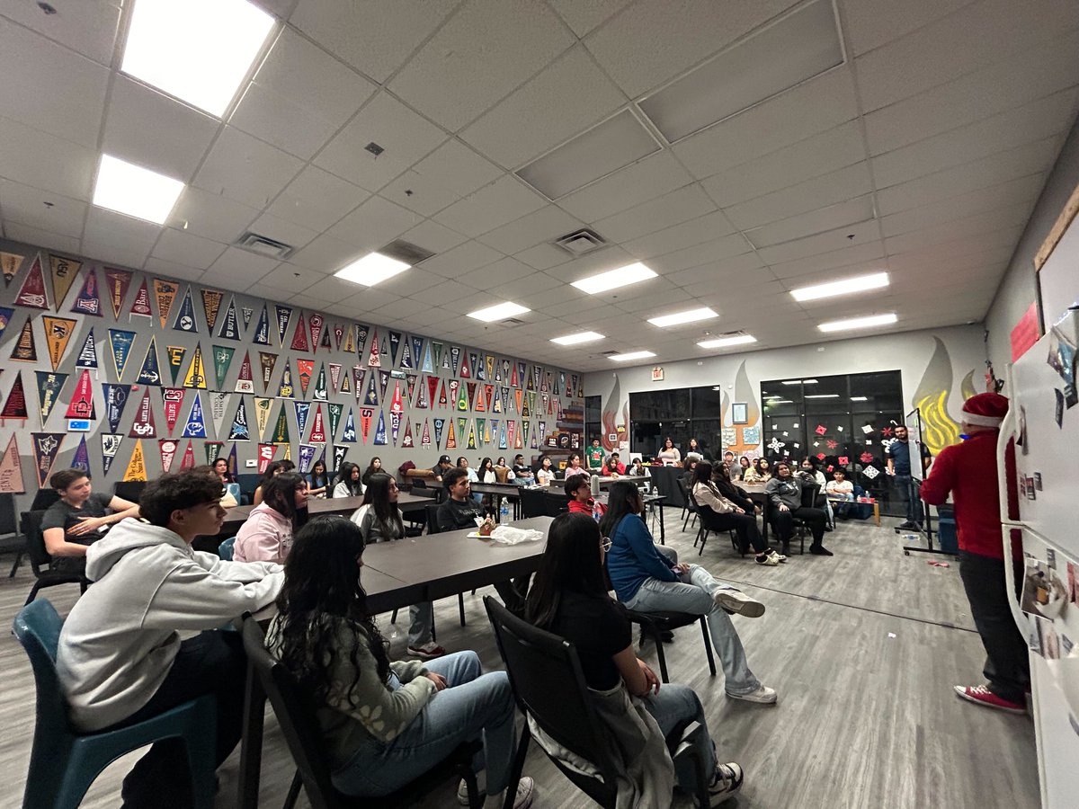 #FanFriday 
We are ecstatic to see our Leaders soon since our Spring Programming starts NEXT WEEK! There are countless adventures to come, many goals to achieve, and new projects to work on. 
#Spring #newbeginnings #adventures #community #leadership