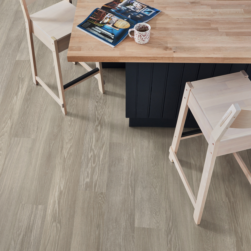 ethicalflooring's tweet photo. Soft grey tones, a natural wood look, and incredible durability make this luxury vinyl plank from Karndean a top pick for modern, busy homes. Stylish and practical!

📞 Contact us to learn more.

Product: Karndean Grey Limed Oak (KP138)

#Flooring #InteriorDesign #HomeFlooring