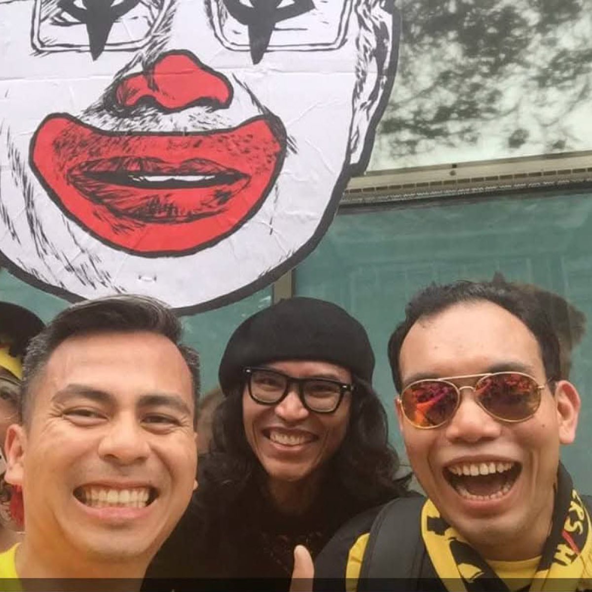 Berhimpun dgn aman adalah satu hak asasi yg termaktub dlm perlembagaan. Selamat berhimpun. Selamat meraikan demokrasi. #KitaLawan #RakyatBenciRasuah