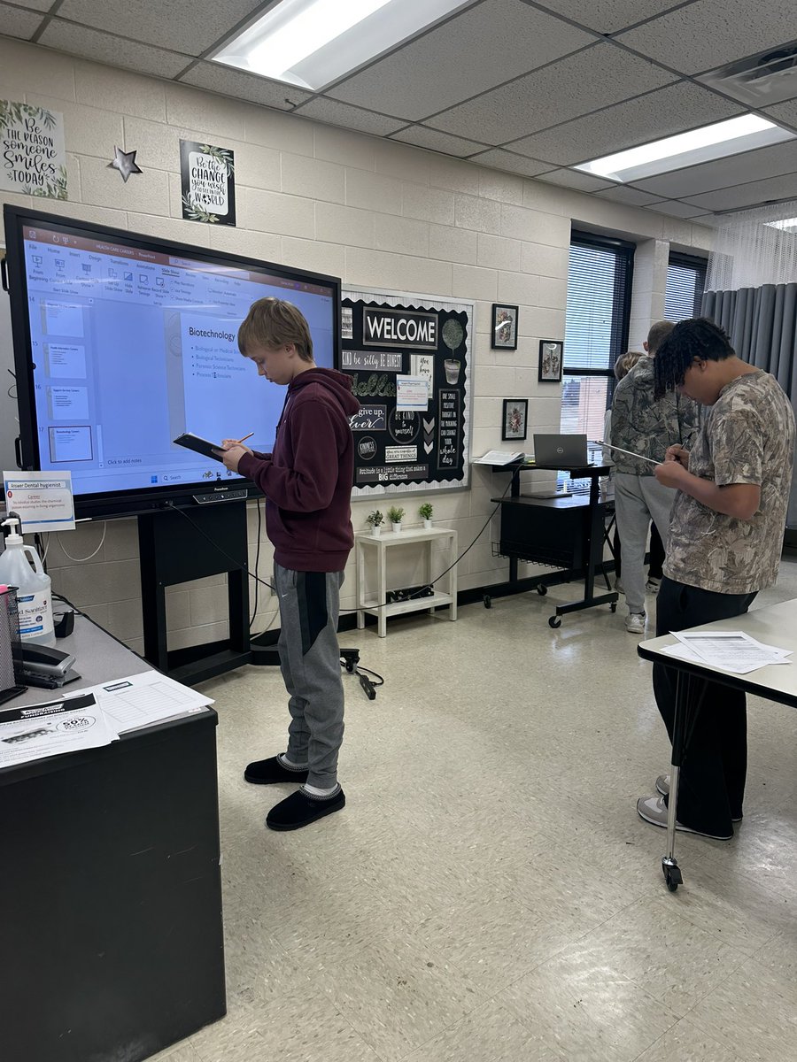 Karns High Health Sciences & Human Services tweet media